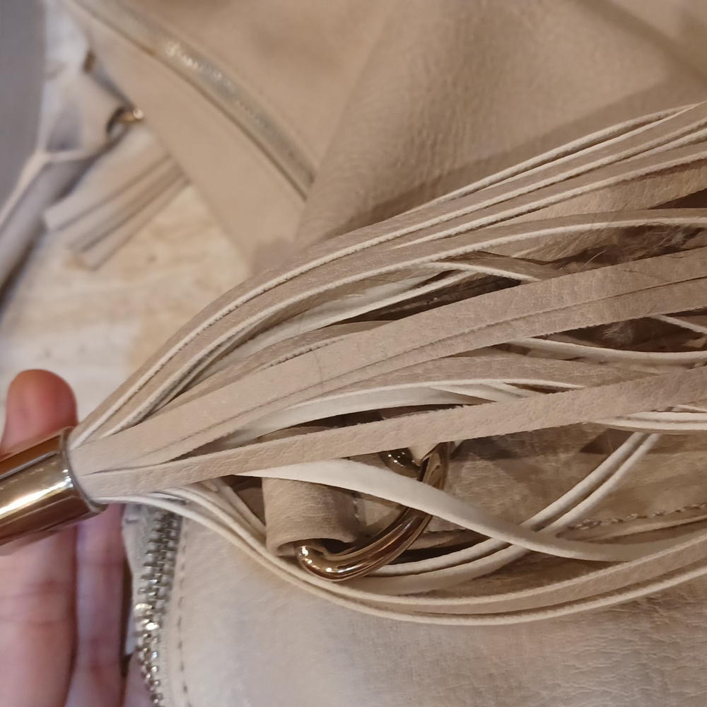 Stunning Steve Madden Oversized Shoulder/Travel Bag - Picture 3 of 16